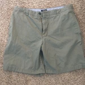 Men’s Club Room shorts. 36W.